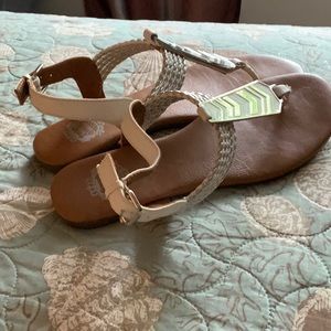 barely worn juicy couture sandals